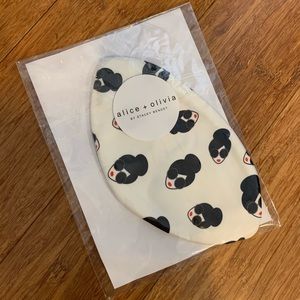 Alice + Olivia Other - NWT Alice and Olivia Stacey Bender Face Mask Alice + Olivia Other - NWT Alice and Olivia Stacey Bender Face Mask